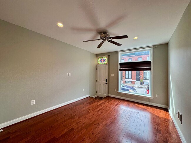 Building Photo - Charming 3 Bedroom/3 Bathroom in Highlandtown, Baltimore!
