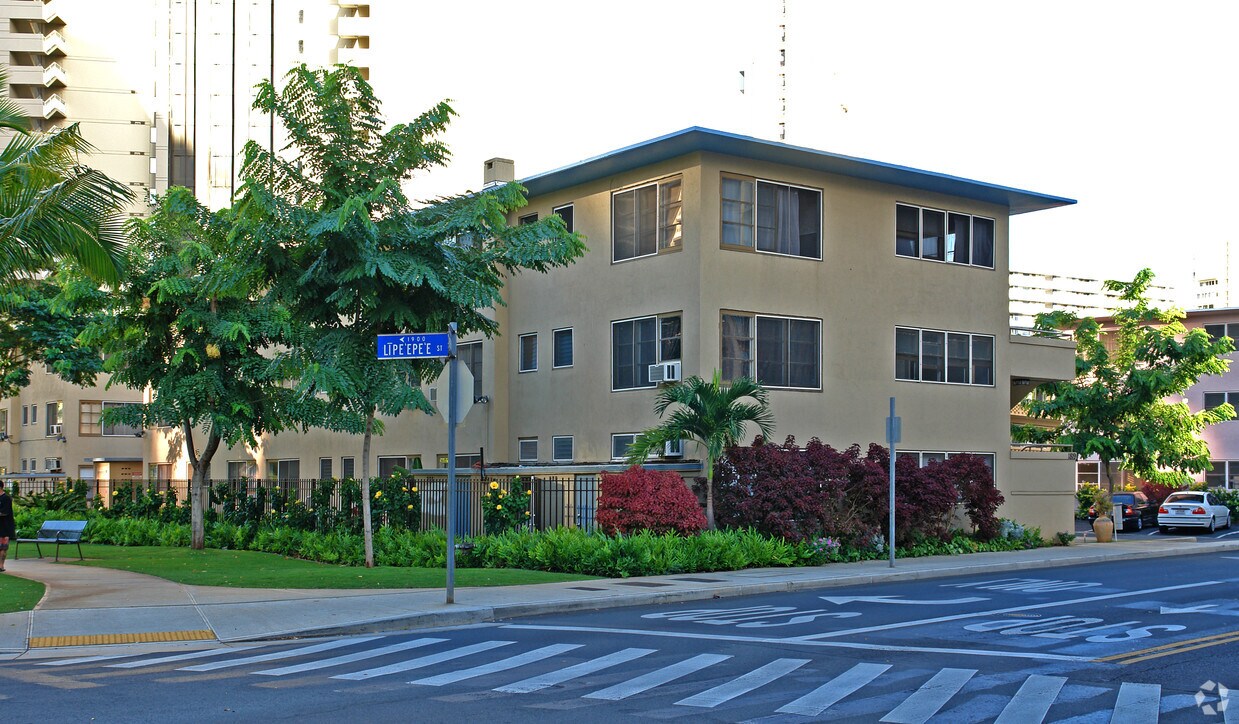 Building Photo - Hawaiiana Gardens