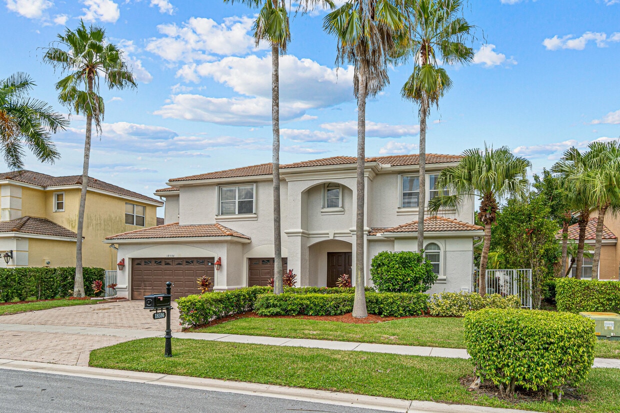 Primary Photo - 18596 Ocean Mist Dr