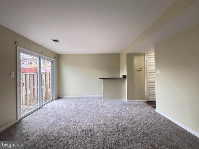 Foto del edificio - 4306 Eileen Ct