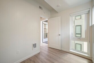 Building Photo - URSA Berkeley