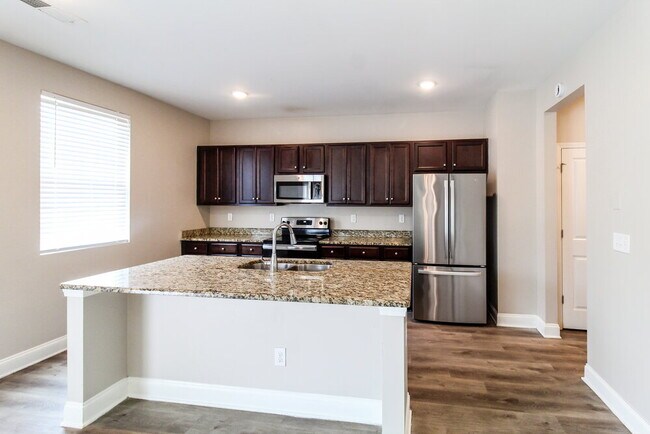 Building Photo - 140 Halibut Cir