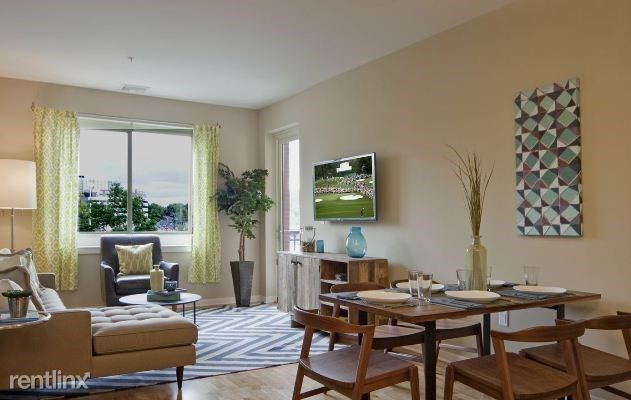 Foto del edificio - 2040 Hudson St