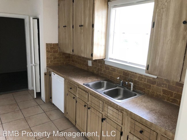 Building Photo - 3 br, 1 bath House - 3636 Norman Bridge Road