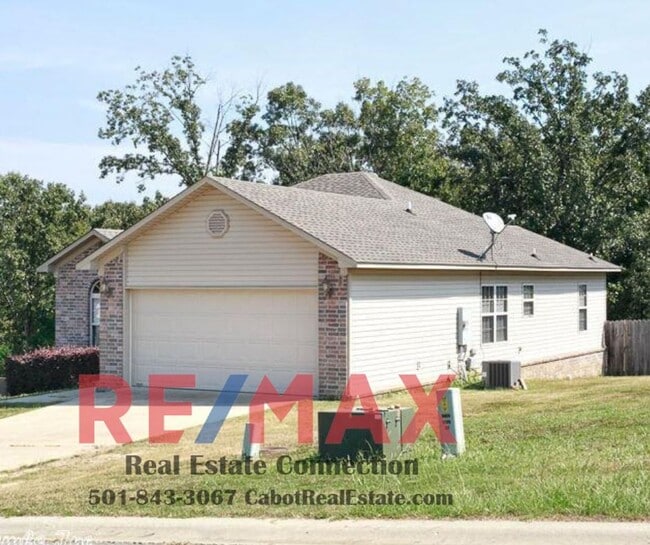 Building Photo - No Smoking. No Pets.
