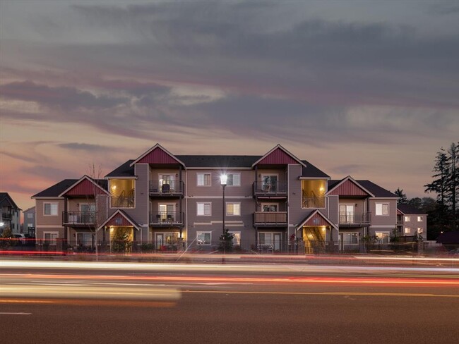 Building Photo - The Arbors at Edgewood