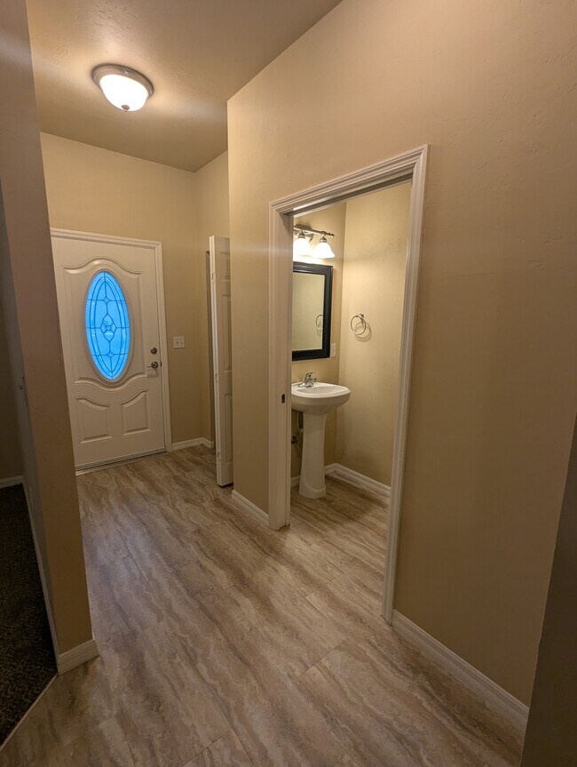 Building Photo - 151 SW 145th Dr