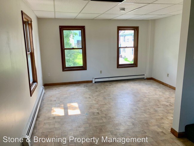 Building Photo - 477 Websterville Rd