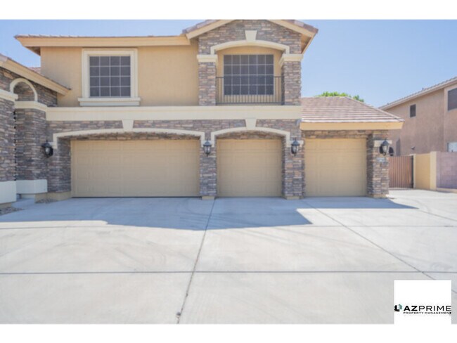 Foto del edificio - Magnificent 5/3.5 Litchfield Park Home - L...