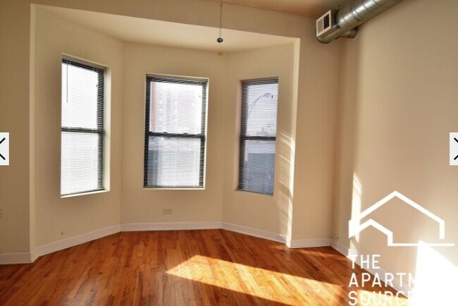 Foto del edificio - 3807 N Broadway