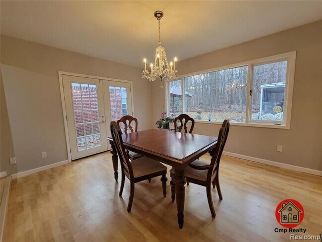 Foto del edificio - 18311 Norwich Rd