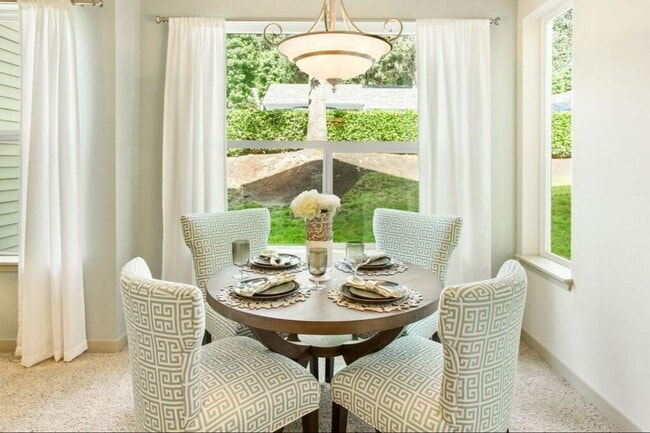 Building Photo - The Heights at Bear Creek
