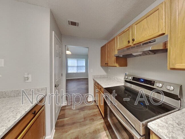 Building Photo - 4140 Ravenwood Ct