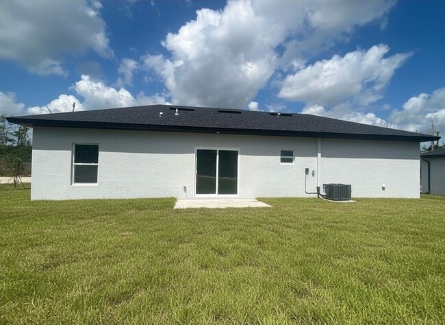 Building Photo - BRAND NEW! Move-In Ready Modern 3 Bed / 2 Bath Home in Desirable Lake Placid Neighborhood