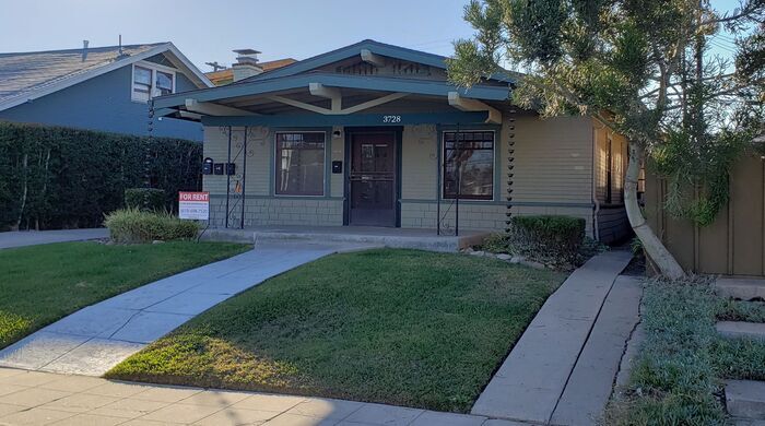 Primary Photo - Holiday Special $1000 REBATE Craftsman sty...