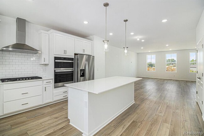 Foto del edificio - 43071 Atwood Ave