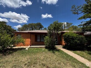 Building Photo - 3808 23rd St