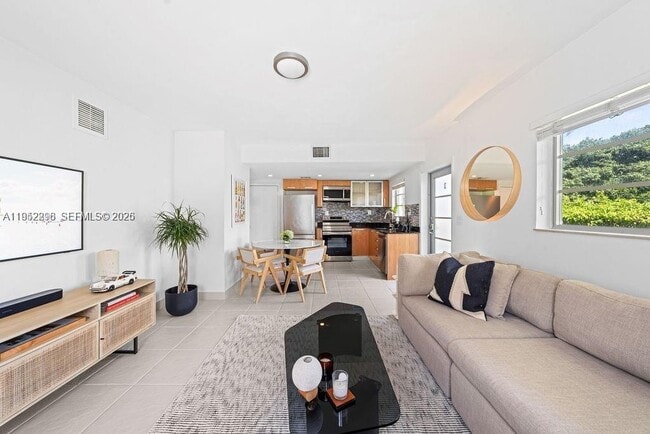 Foto del edificio - 1050 7th St