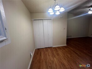 Building Photo - 1524 Shannon Cir