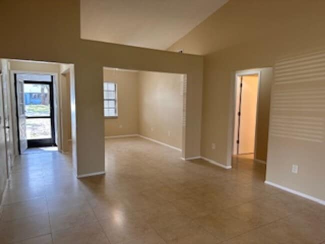 Foto del edificio - * Annual* The perfect place 2 bedrooms, 2 ...