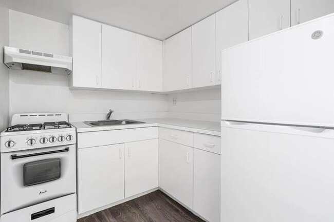 Building Photo - 2 bedroom in New York NY 10038