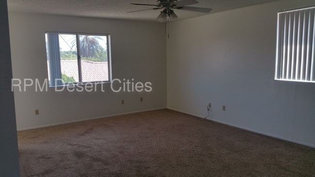 Building Photo - Fantastic 2 Bedroom Unit in Cathedral City!