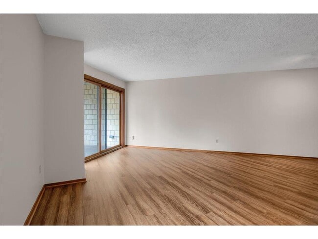 Building Photo - 1225 La Salle Ave