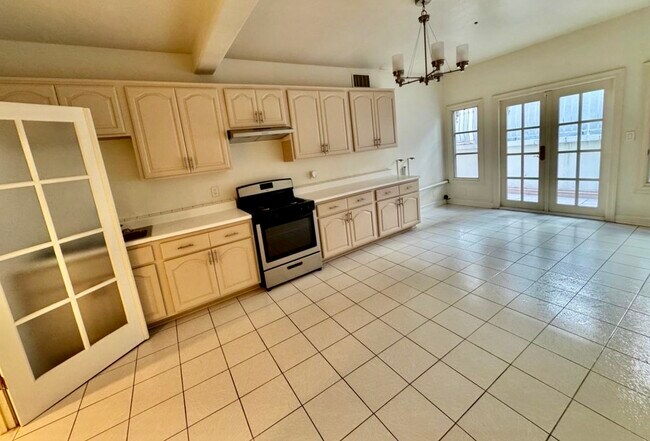 Foto del edificio - 2618 N Vermont Ave