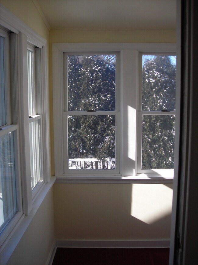 Foto del edificio - 557 N 63rd St