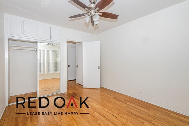Foto del edificio - ~1.5 Month FREE + $200 OFF~ Charming One B...