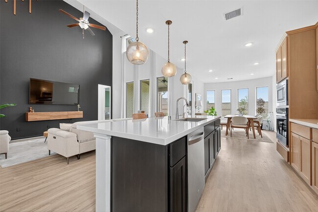 Foto del edificio - 21206 Rabbitbrush Ct