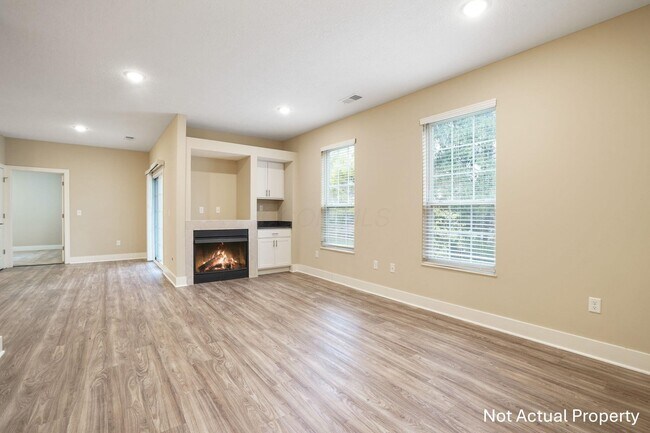 Foto del edificio - 4964 Aspen Pine Blvd