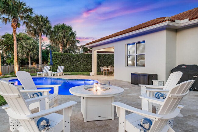 Foto del edificio - 237 Porgee Rock Pl