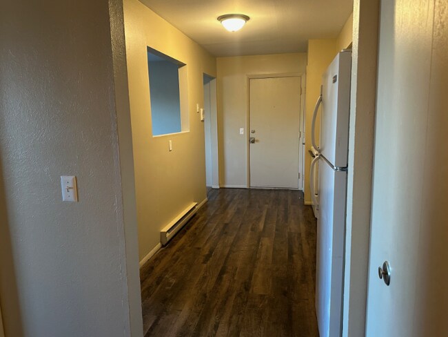 Building Photo - 7451 Lunitas Ln