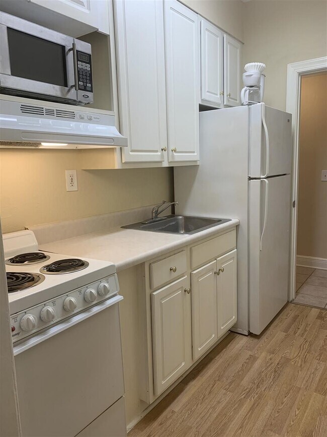 Foto del edificio - 411 E 7th Ave