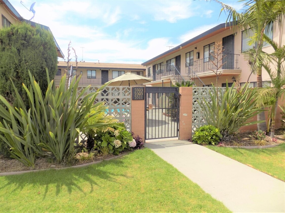 Primary Photo - CHARMING 1 BEDROOM 1 BATH IN LONG BEACH
