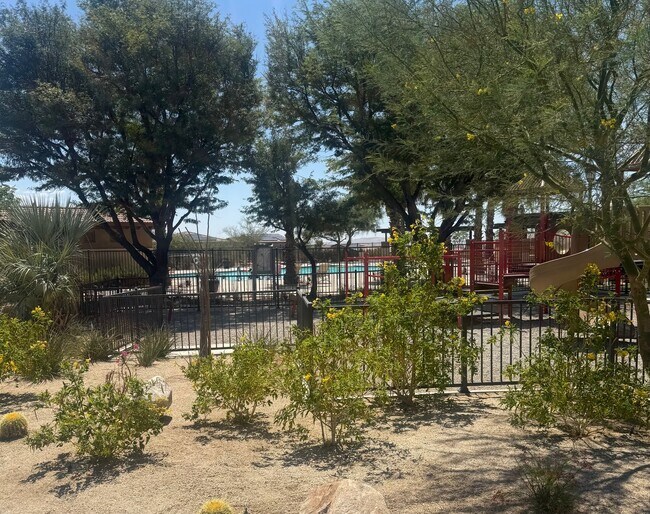 Building Photo - 11583 Kitetail Dr