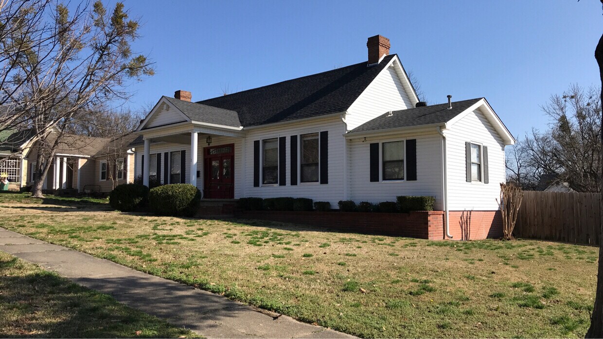 204 Cane Hill St, Van Buren, AR 72956 House Rental in Van Buren, AR