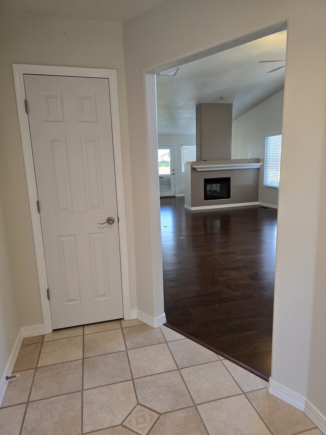 View into home from front entrance and coat closet - 726 W Tyrolean Ct