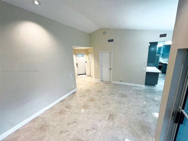 Foto del edificio - 1462 Springside Dr