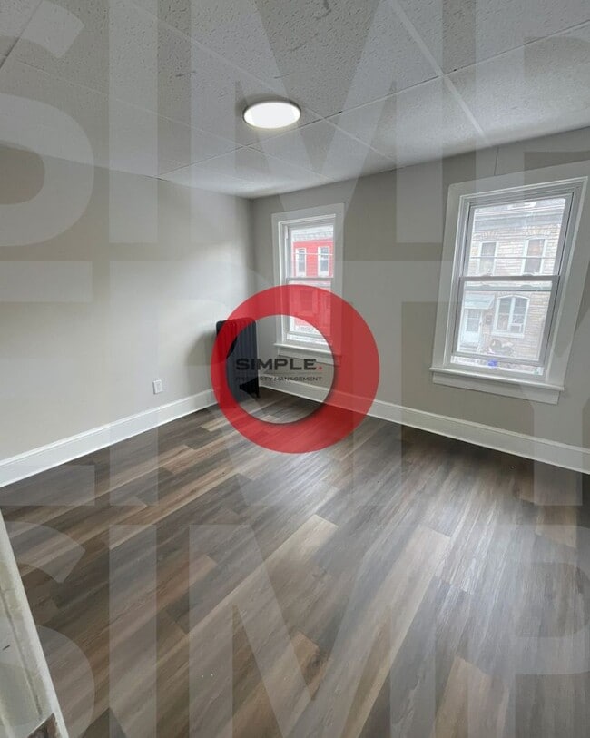 Foto del edificio - Three Bedroom Townhome