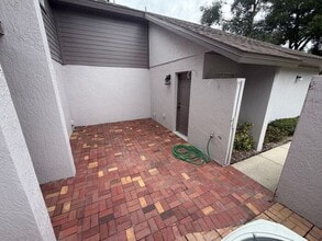 Building Photo - 110 Olive Tree Cir