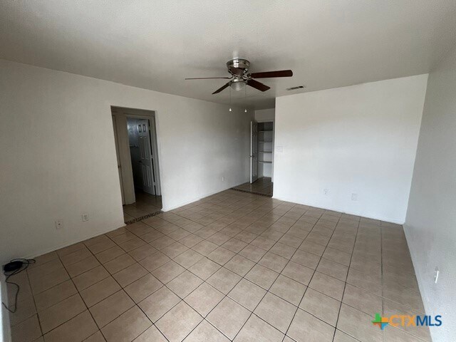 Building Photo - 3408 Barcelona Dr