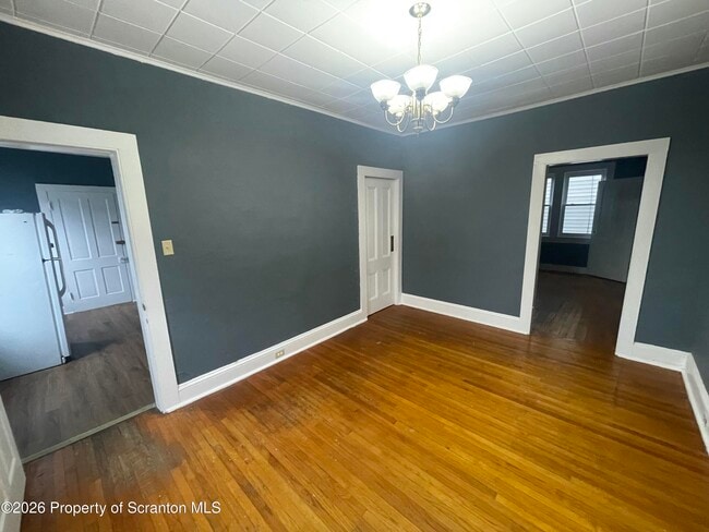 Foto del edificio - 949 N Irving Ave