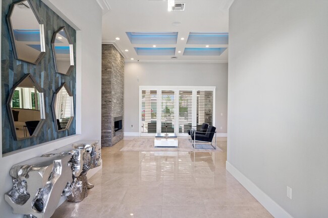 Building Photo - 15880 Barnstormer Ct