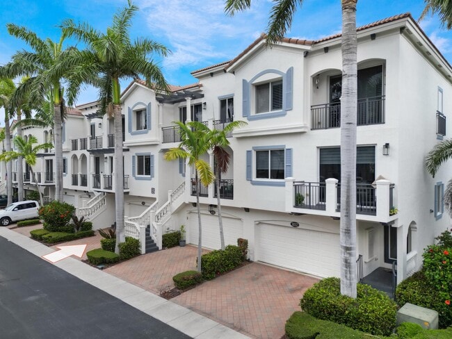 Building Photo - 3028 Waterside Cir
