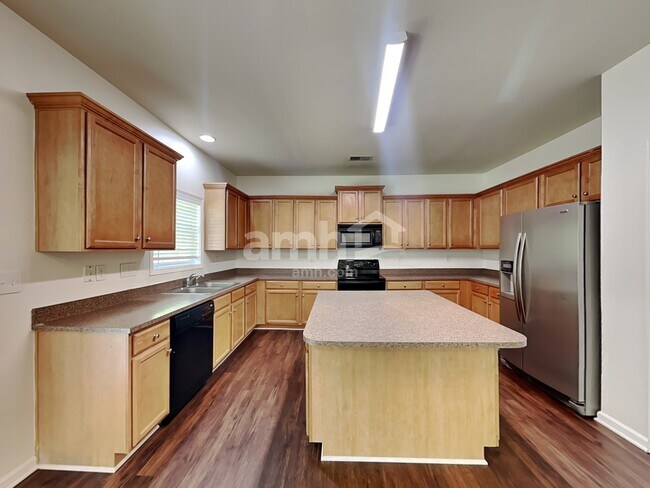 Building Photo - 9839 Jeanette Cir