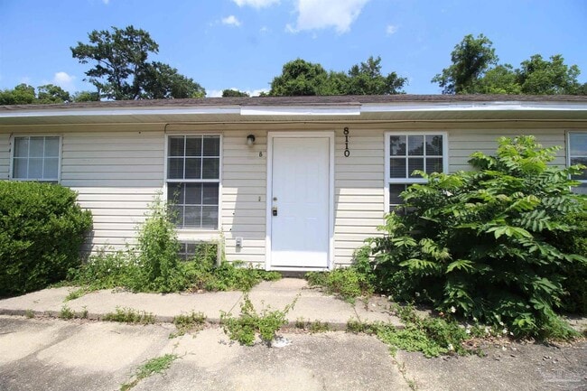 Building Photo - 8110 Stonebrook Dr