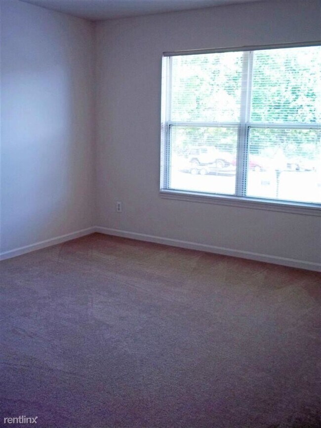 Foto del edificio - 2 br, 2 bath Condo - 1002 E Duncan St Apt 2C