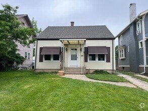 Building Photo - 226 S Cornell Cir